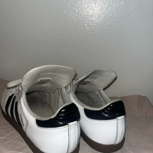 Adidas Samba Classic Men's Shoes - White and Black - Picture 3 of 5